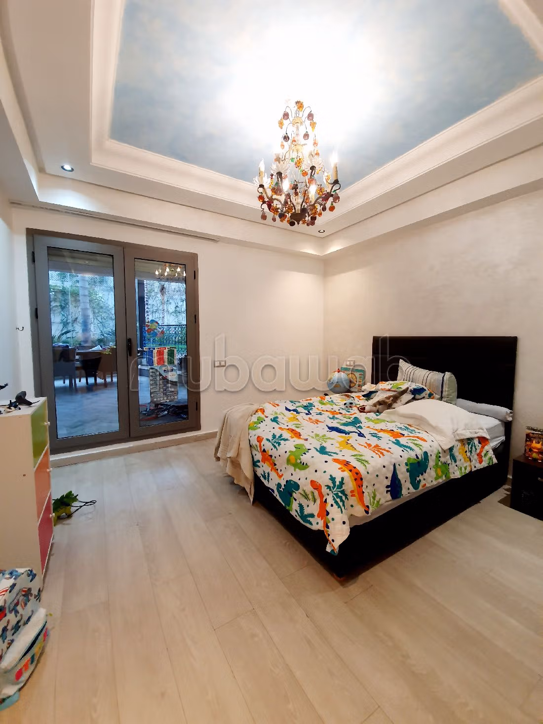 Piso en venta en Racine Extension. 12 habitaciones grandes. Conserje disponible, aire condicionado general. 