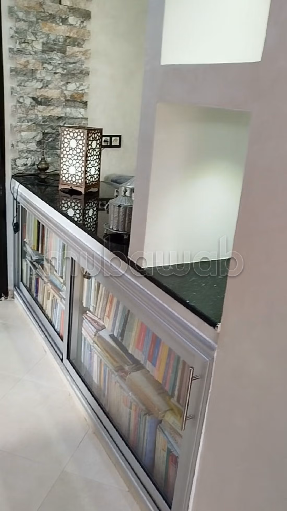 Vendita di uno splendido appartamento a Hamza. 2 ampi locali. 