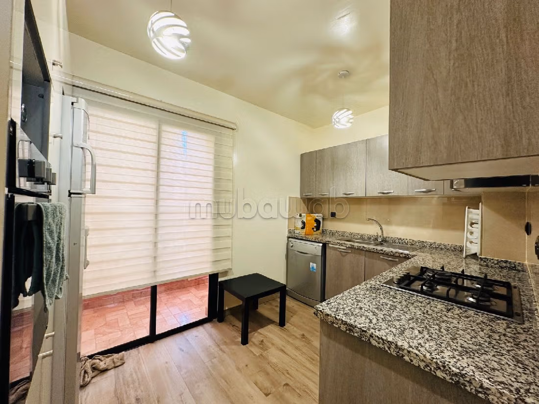 Huurappartementen beschikbaar in Route de Fez. 3 Ruimtes. Gemeubileerd