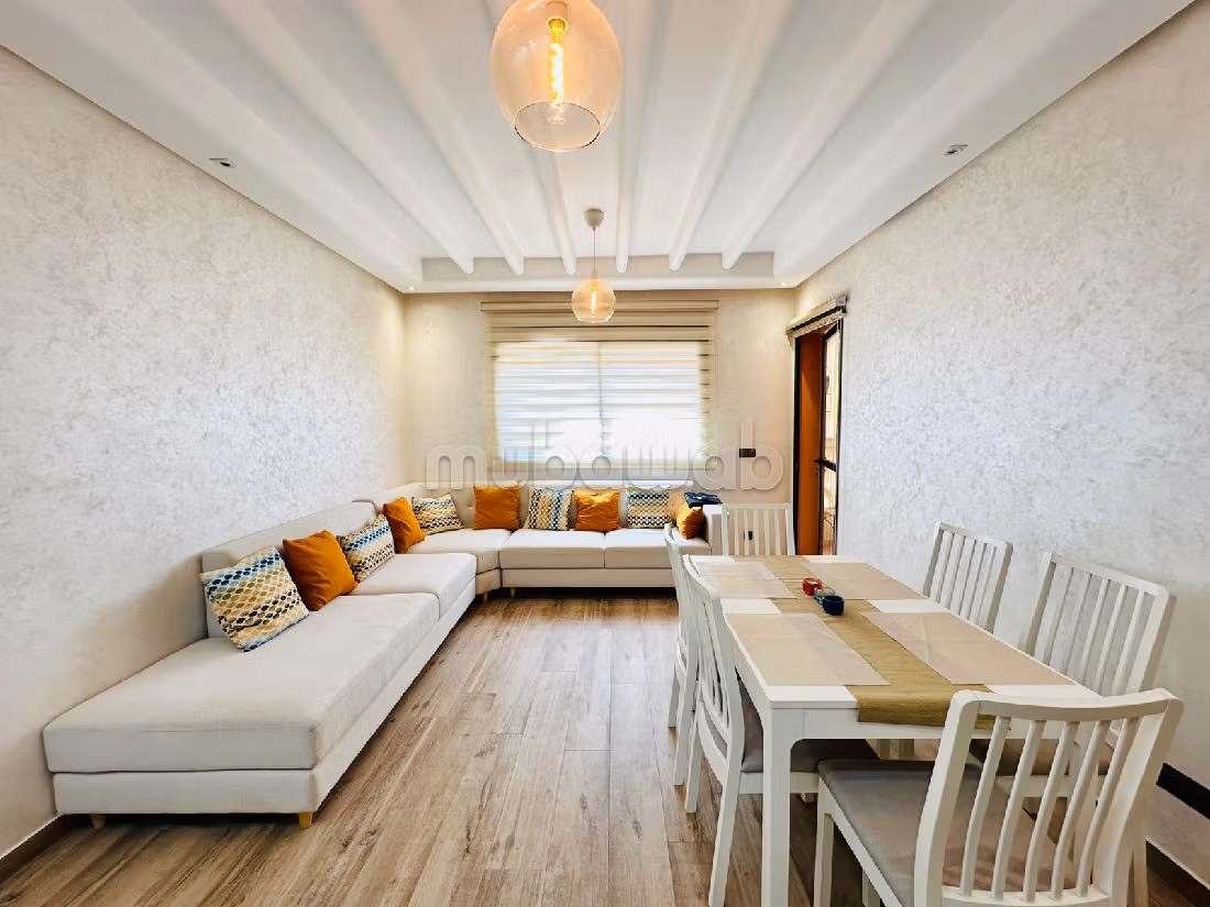 Huurappartementen beschikbaar in Route de Fez. 3 Ruimtes. Gemeubileerd