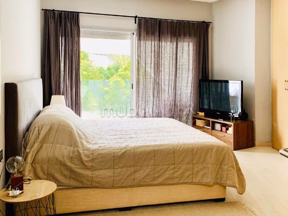 Vendita villa di lusso a Bouskoura Ville. 5 camere da letto. Grande piscina. 