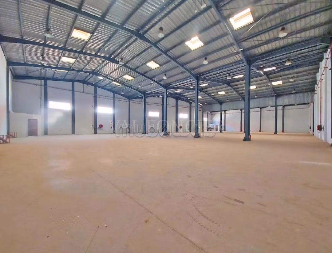 Location entrepôt de stockage 1580m2 ZI Bouskoura, Casablanca