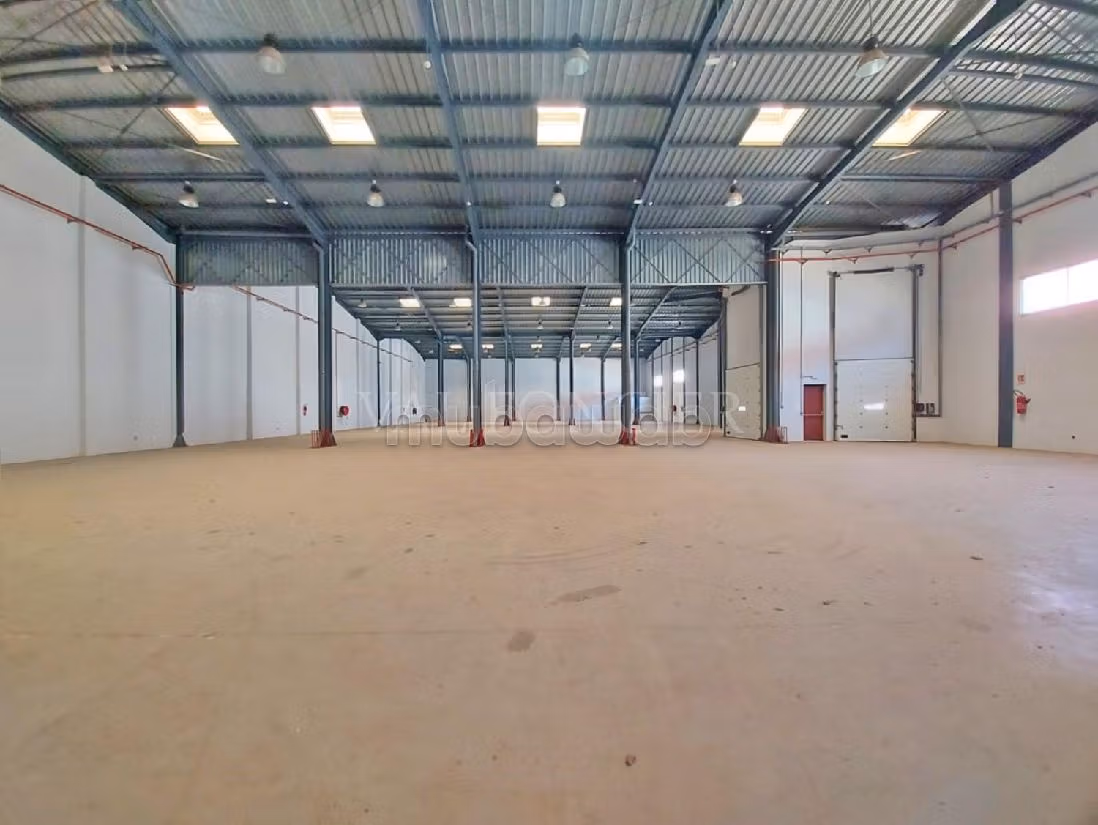 Location entrepôt de stockage 1580m2 ZI Bouskoura, Casablanca