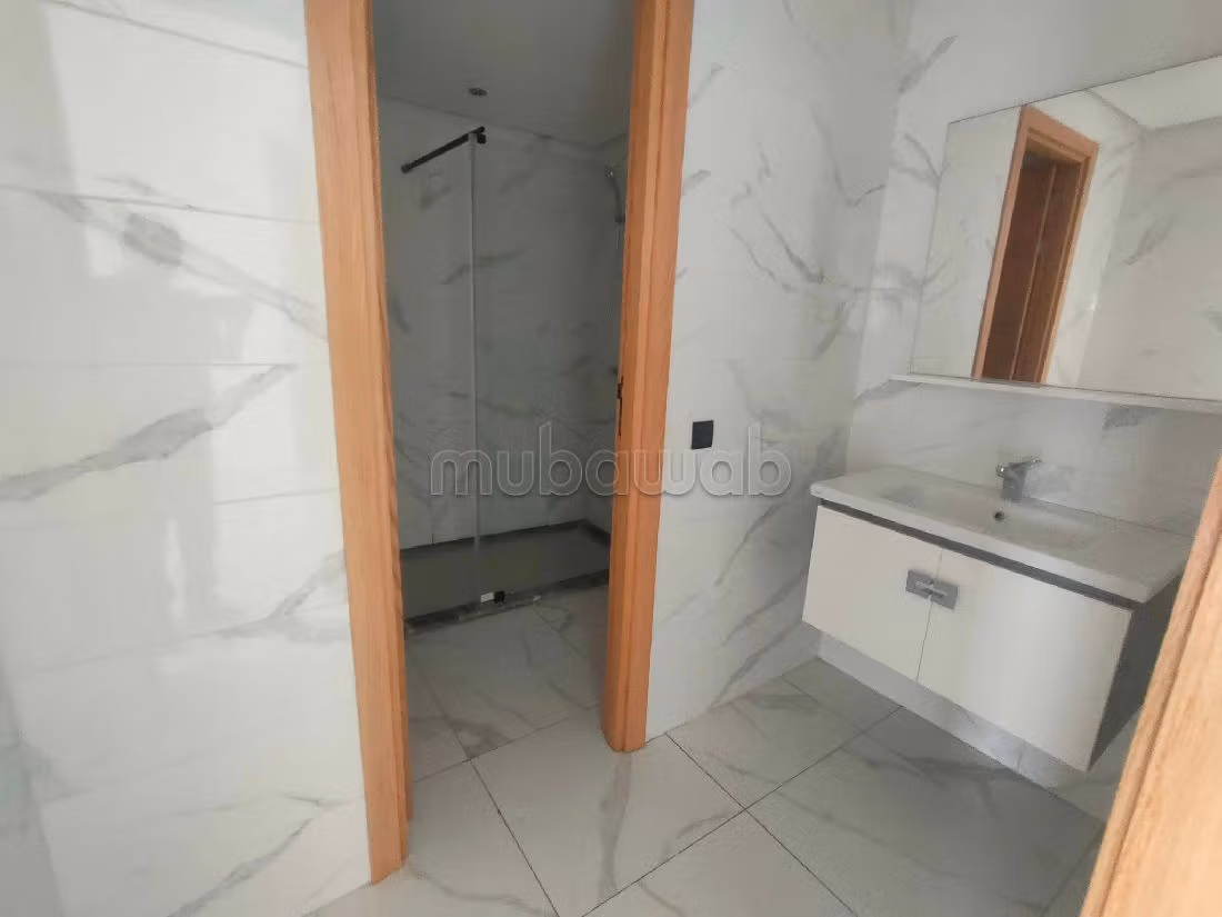 Great apartment for rent in Ferme Bretonne Hay Arraha. 2 rooms. General satellite dish system, On site security