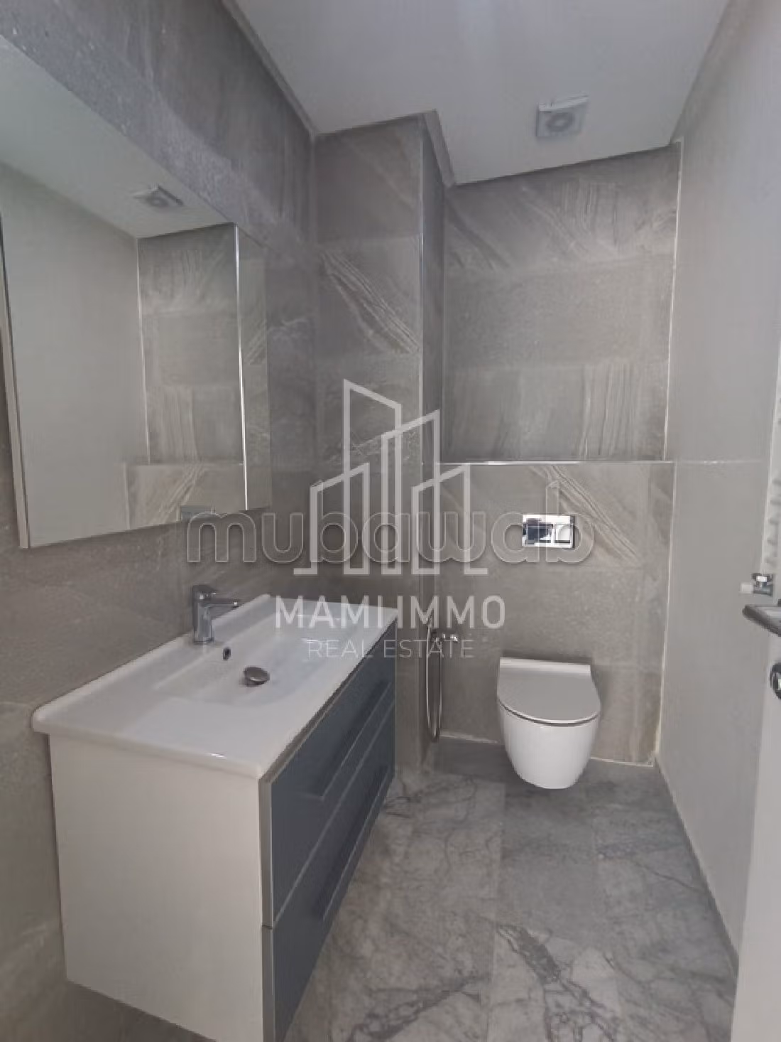 Sale of a lovely apartment in Chotrana 1.2 lovely rooms. Well equipped kitchen