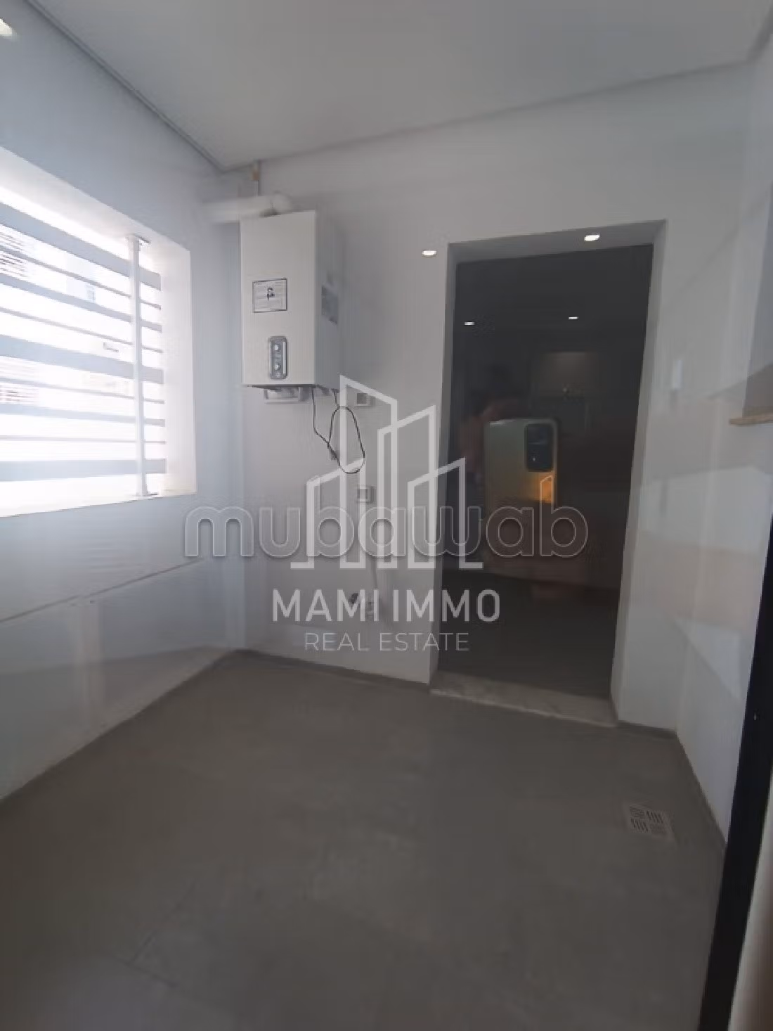 Sale of a lovely apartment in Chotrana 1.2 lovely rooms. Well equipped kitchen