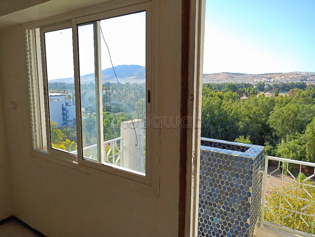 Appartement Avec Vue Panoramique face à la Gare