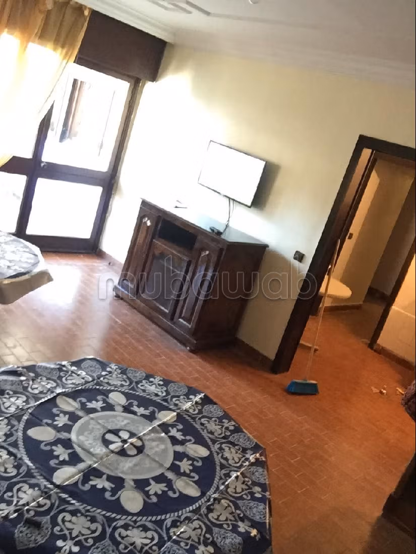 Flat for rent in Belvédère. 3 comfortable rooms. Dressing room