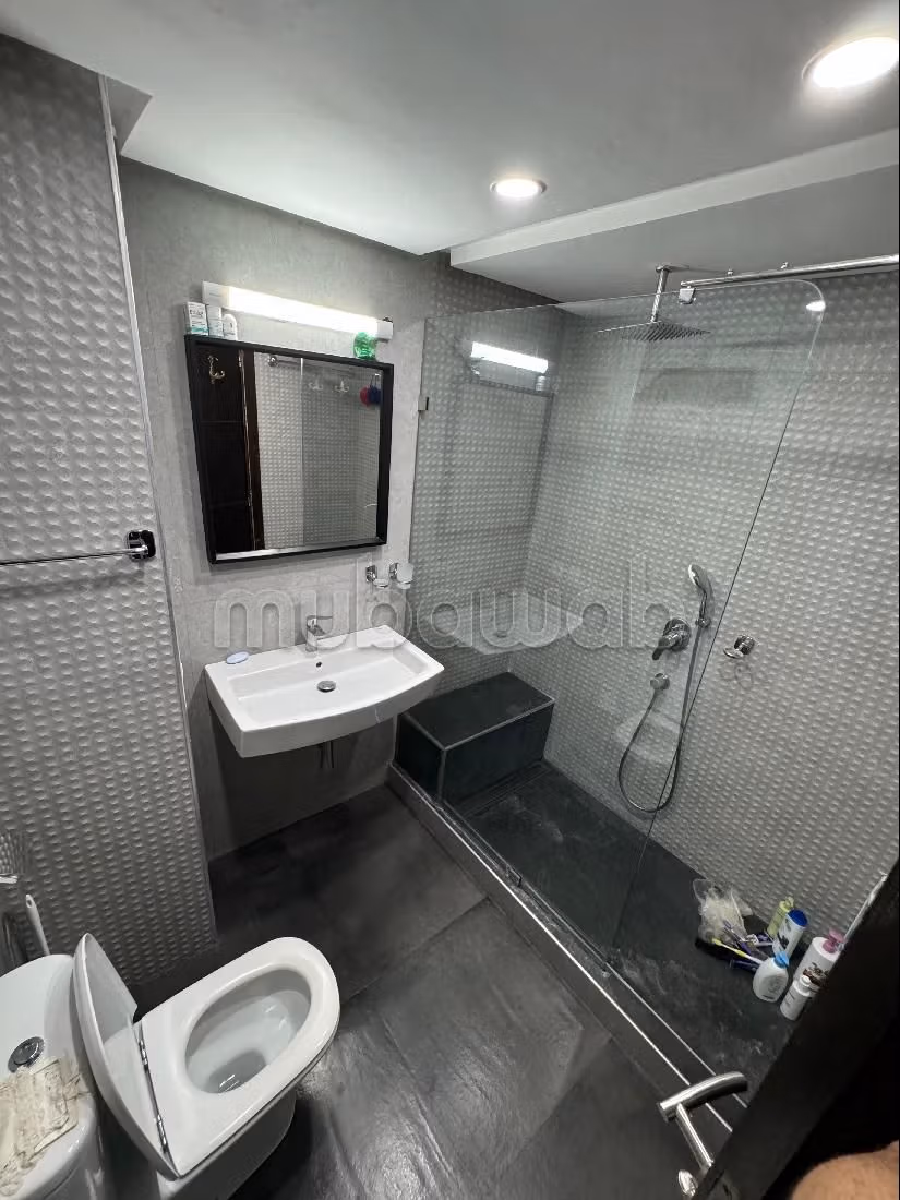 Appartementen te koop in Val Fleury. 4 Ruimtes. Volledig gemeubileerd