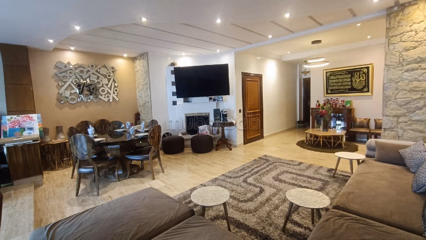 Appartamento in vendita a Beauséjour. 3 camere da letto. Con ascensore e terrazzo