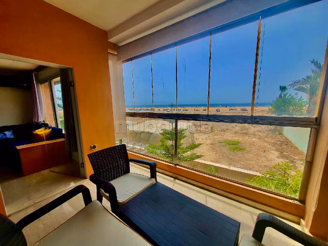 Splendido appartamento da affittare. 2 locali spaziosi. Giardino e ascensore.