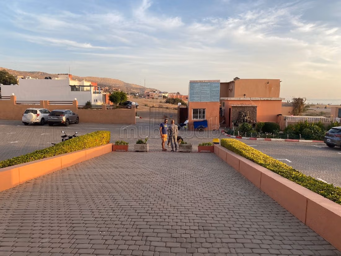 Splendido appartamento da affittare. 2 locali spaziosi. Giardino e ascensore.