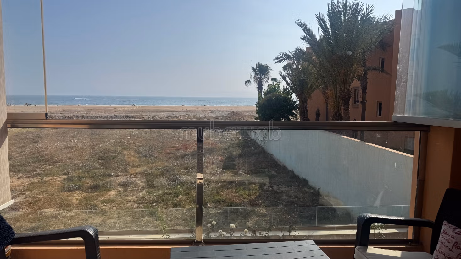 شقق للكراء بتاغزوت. 1 غرفة. مصعد وشرفة.