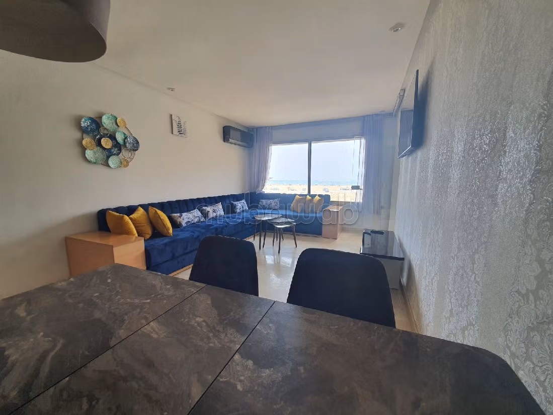 Splendido appartamento da affittare. 2 locali spaziosi. Giardino e ascensore.