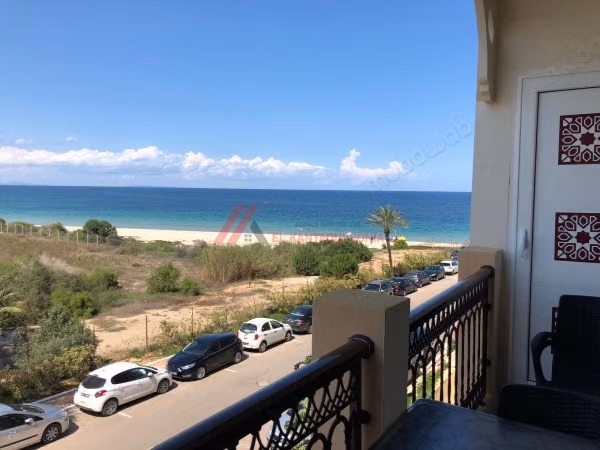 A vendre un s2 avec place parking sous sol à folla sousse