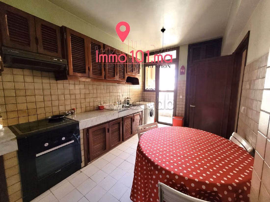 Huurappartementen in Haut Agdal. Totale oppervlakte 134 m². Gemeubileerd