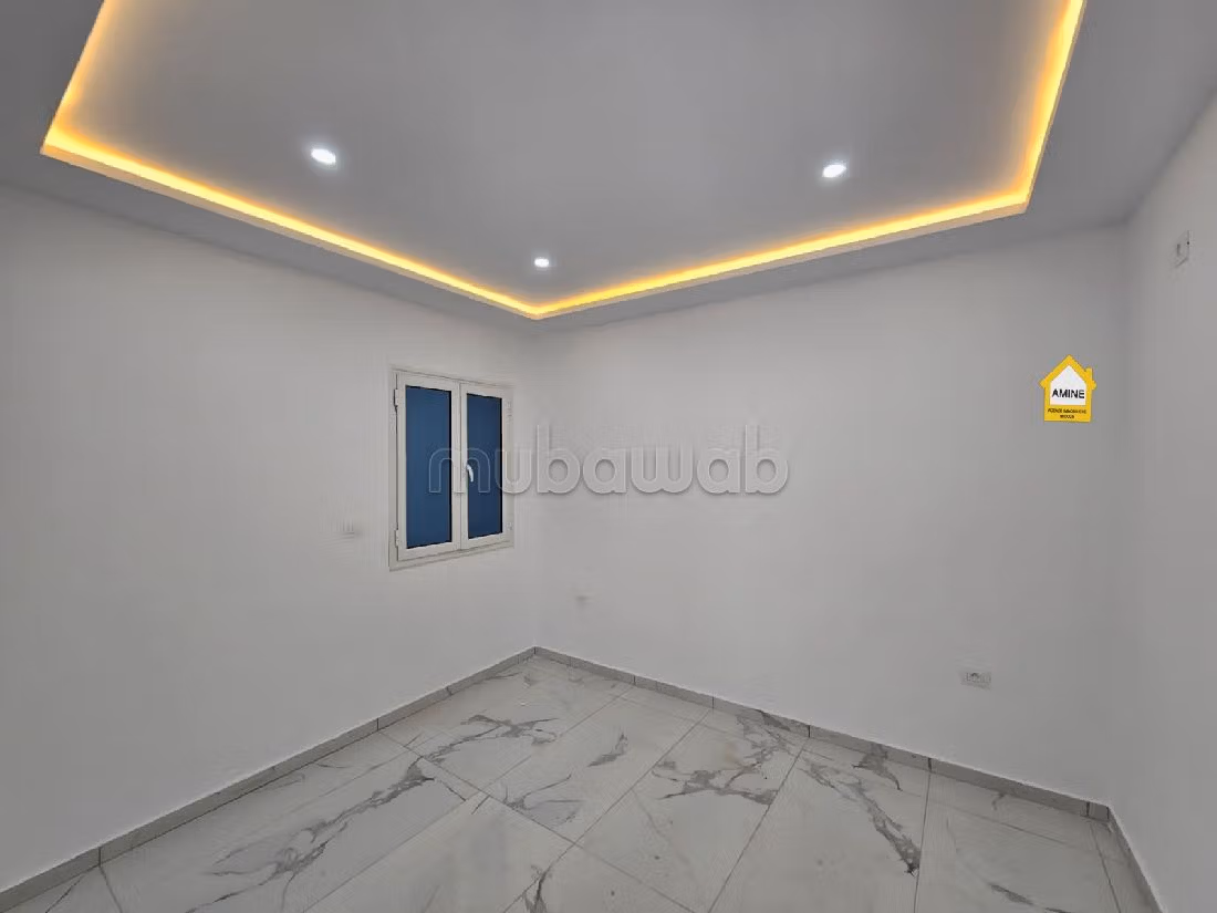 Eccezionale villa in vendita a Djerba. 3 belle camere da letto. Terrazzo e garage. 