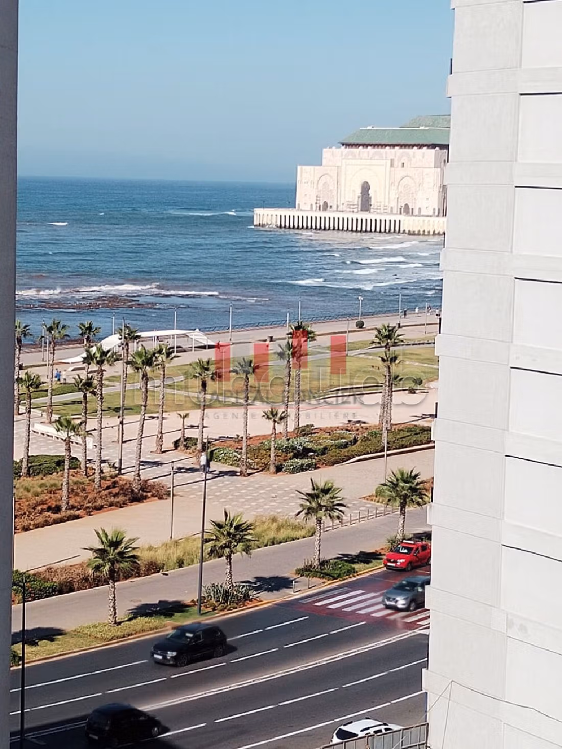 En résidence. La corniche