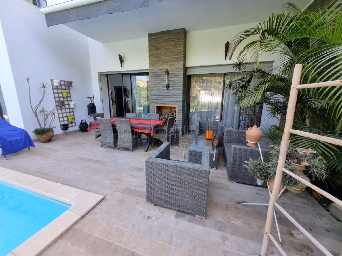Vente villa bouskoura residence fermee — 2