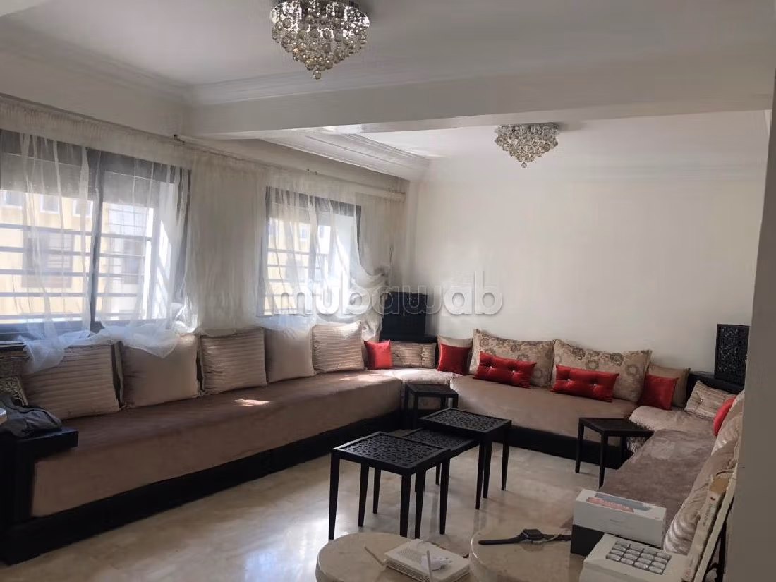 Splendido appartamento da acquistare a Centre Ville. 3 belle camere da letto. Posto auto privato