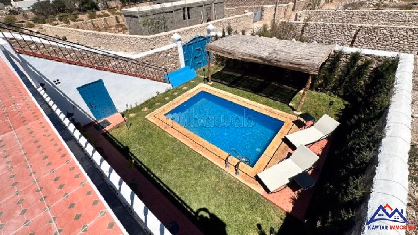 فيلا جميلة للكراء ب دوار العرب. 2 غرف جميلة. شرفة جميلة وحديقة