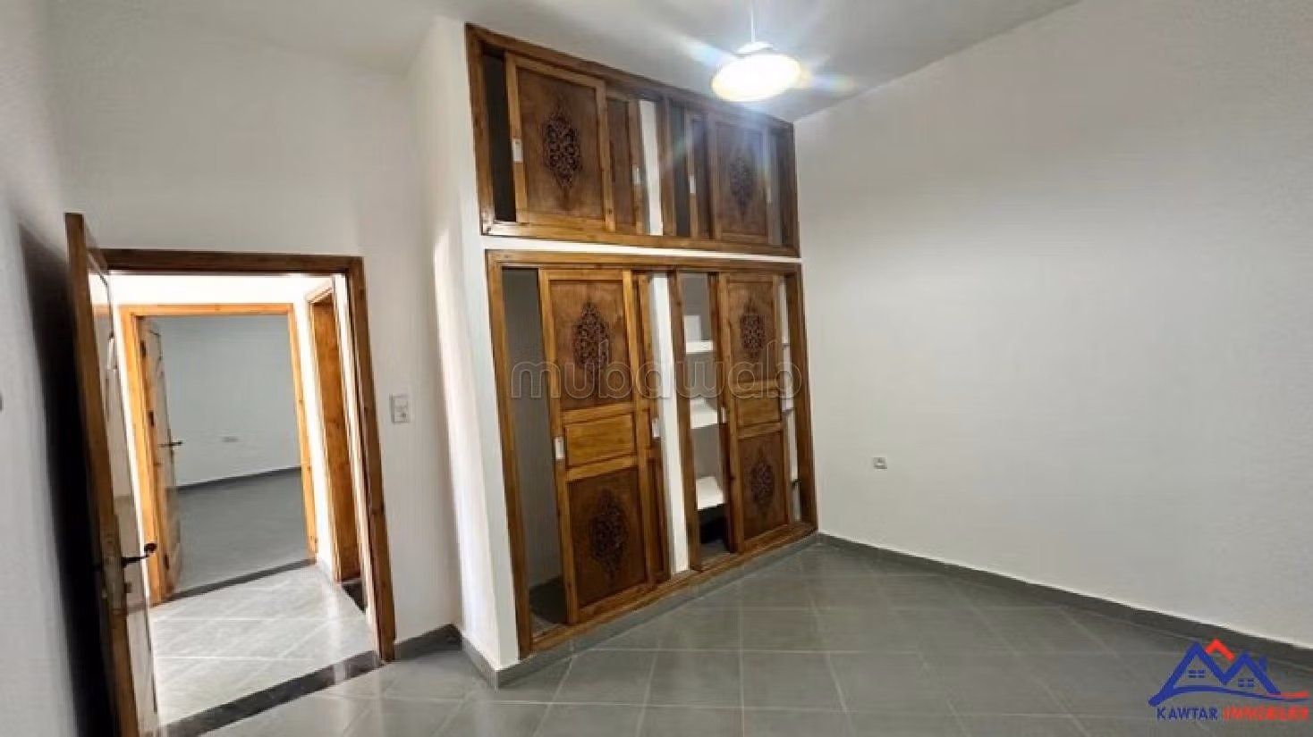 فيلا جميلة للكراء ب دوار العرب. 2 غرف جميلة. شرفة جميلة وحديقة