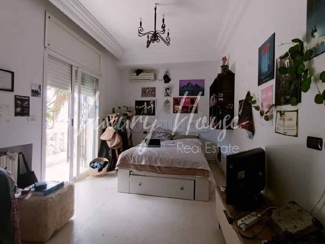 Beautiful house for rent in Carthage. 6 beautiful rooms. Fitted kitchen. 