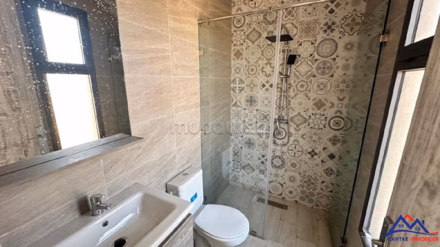 فيلا فاخرة للبيع ب طريق آسفي. المساحة الإجمالية 1500 م². مفروشة