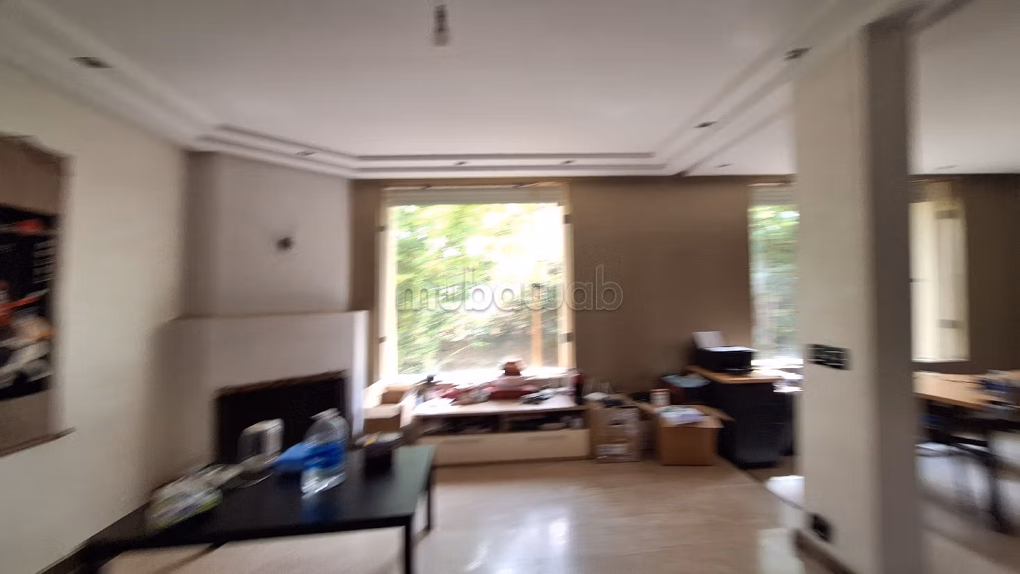 فيلا فخمة للايجار ب لونشون حي الهناء. 5 غرف جميلة. شرفة وحديقة