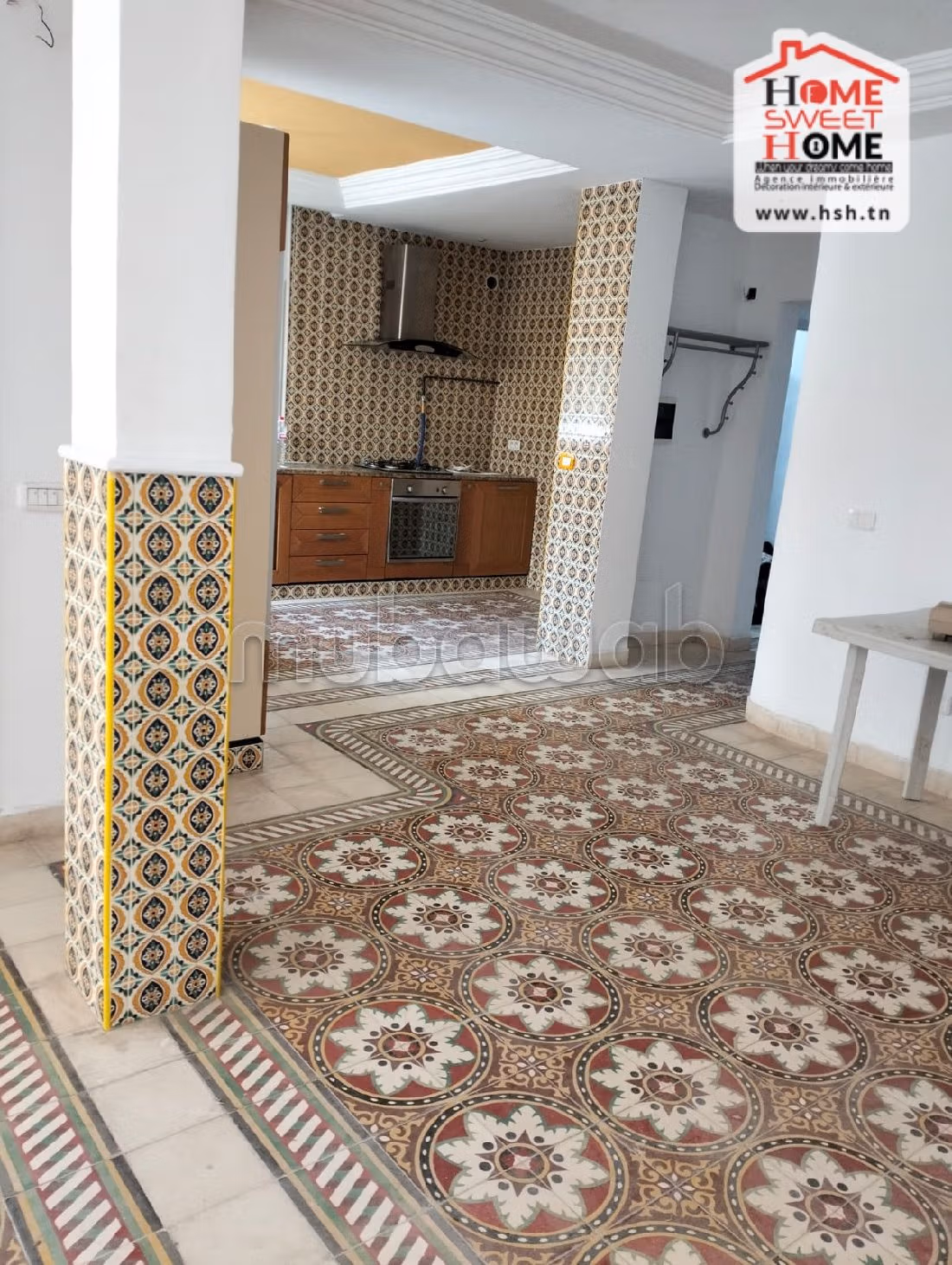 House for sale in Sidi Bousaid. 5 rooms. Beautiful sea view. 