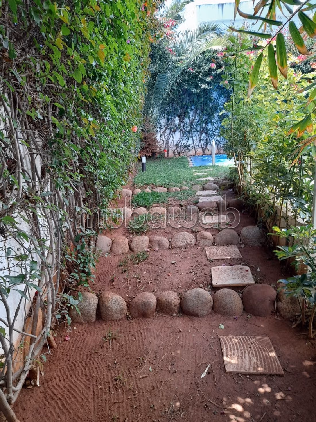 Villa a la location vide a ain diab 28000dh