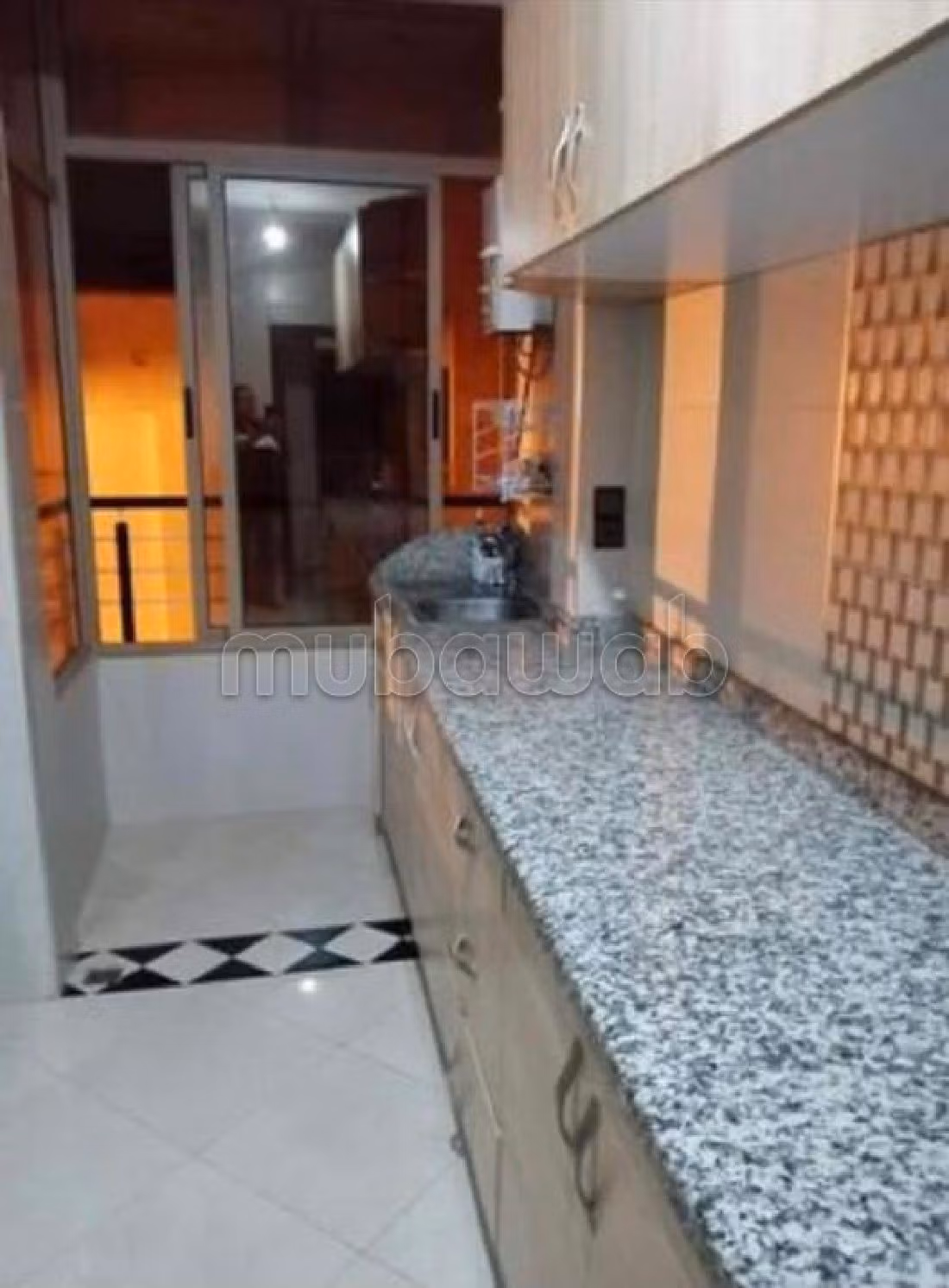 Appartement à vendre 2eme etage, superficie 94m2