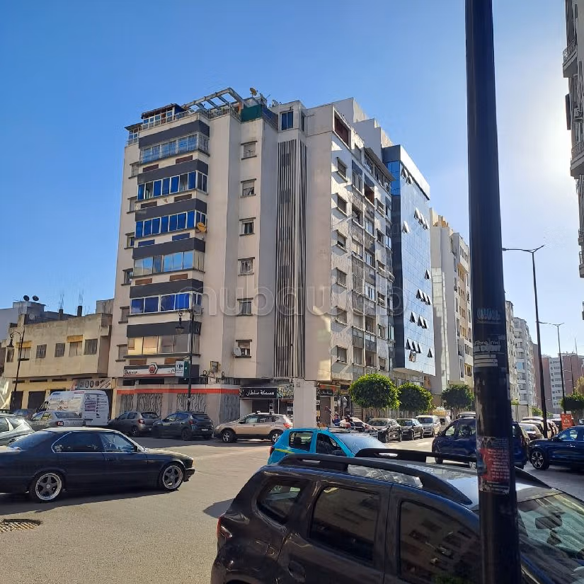 Nu te huur: appartementen in Castilla. 5 Ruimtes. Volledig gemeubileerd