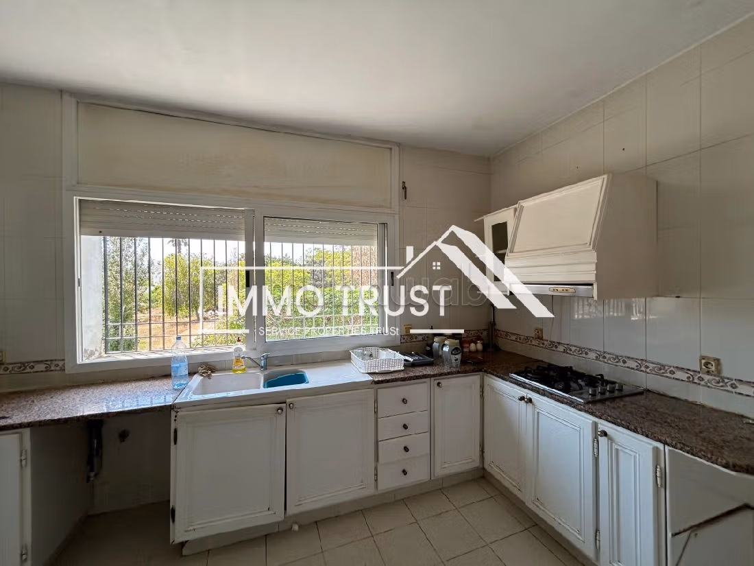 Villa S3 avec chambre de service à La Marsa