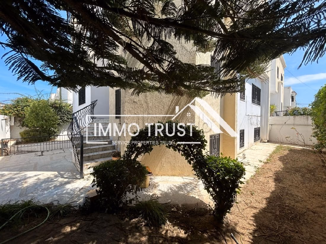 Villa S3 avec chambre de service à La Marsa