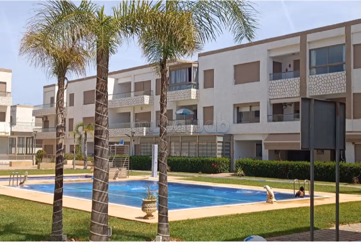 Magnífico piso en alquiler en Hay Al Amal. 4 habitaciones. Bien amueblado. 