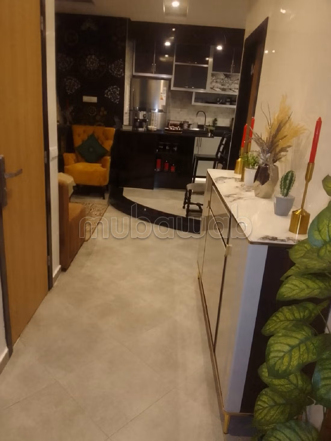 استئجار شقة ب الكورنيش. 2 قطع رائعة. مفروشة