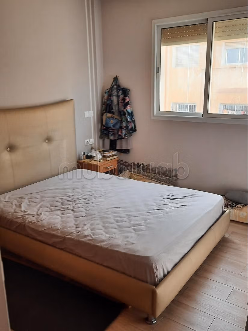 شقة فارغة ب تجزئة معمورة حصين مساحة 83 طابق 2