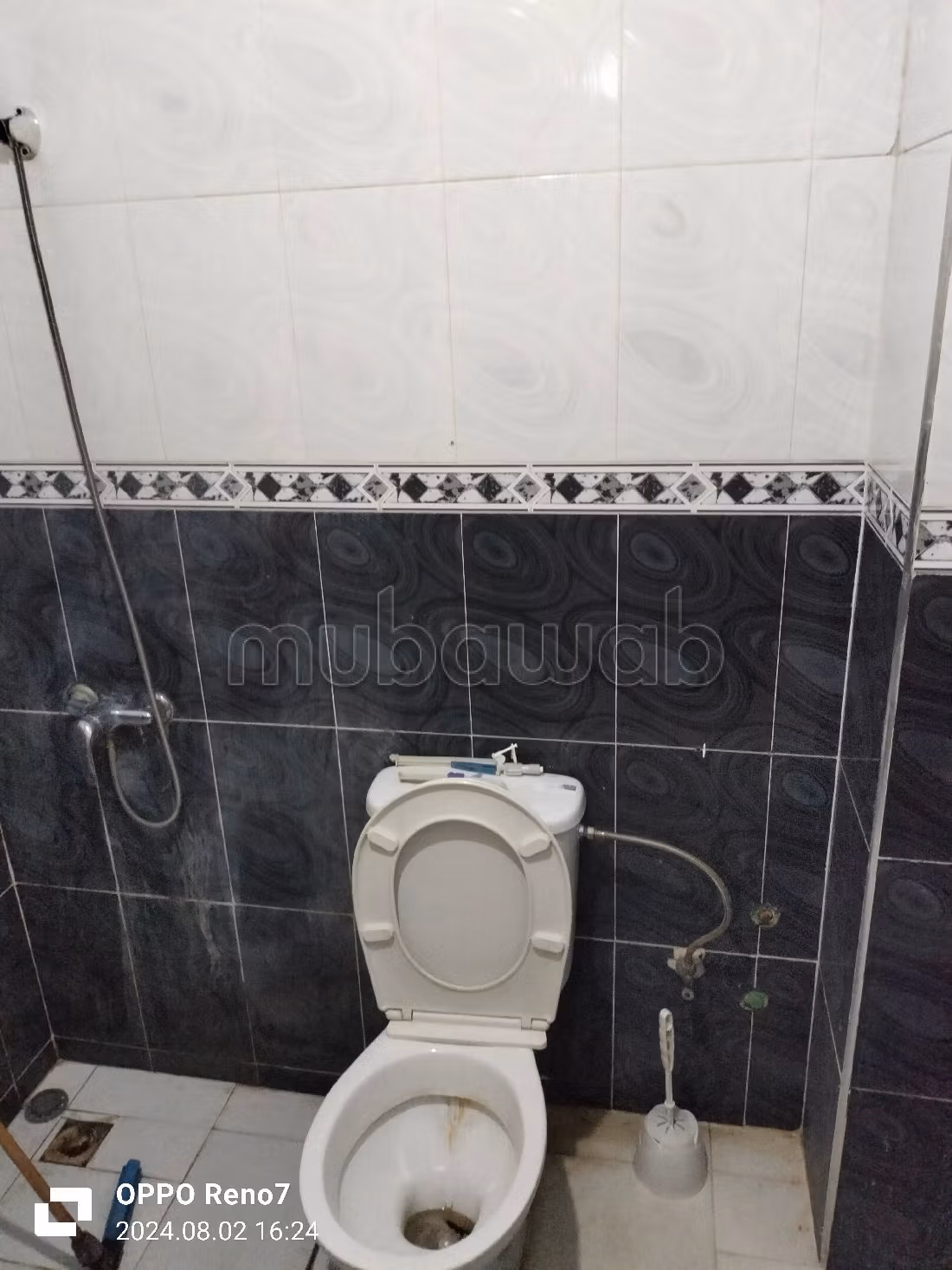 Appartement en vente à Bir Rami Est. Surface de 73 m². Résidence avec concierge