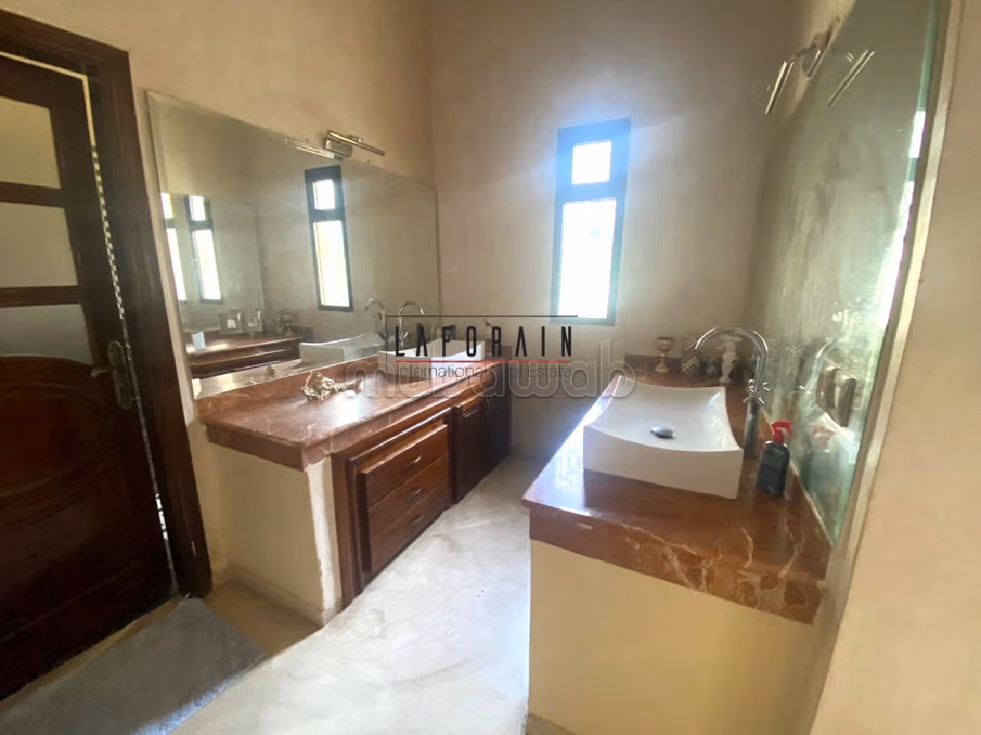 Éblouissante villa de luxe de 401 m² à Masmoudi