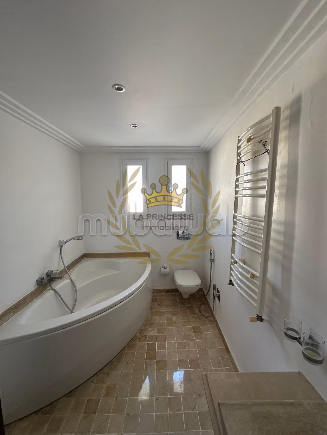 Location Triplex avec piscine à Gammarth