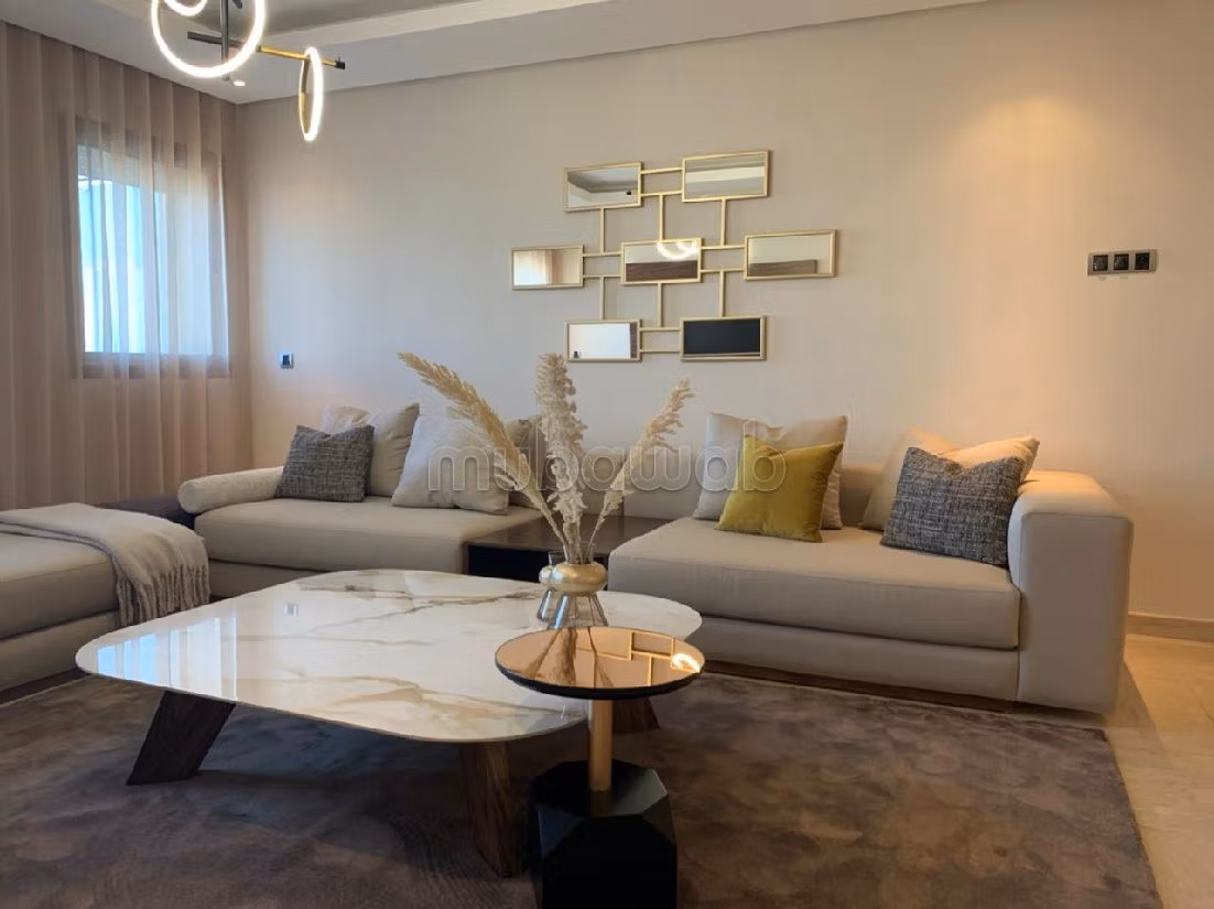 Very nice apartment for rent in Palmier. 3 large living areas. Well furnished. 