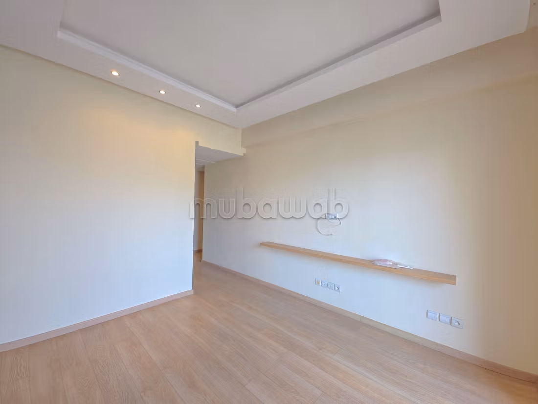 Triangle d'or, superbe appartement bien entretenu