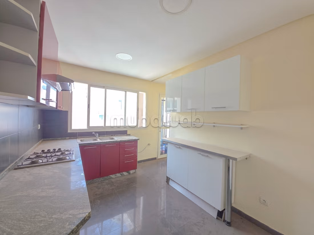 Triangle d'or, superbe appartement bien entretenu