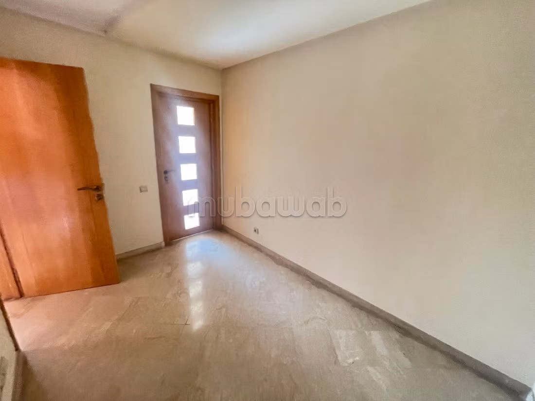 Appartamento da acquistare a Amsernate. 3 ampi locali. Grande terrazzo