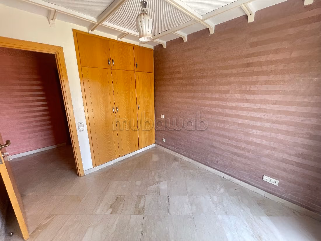 Appartamento da acquistare a Amsernate. 3 ampi locali. Grande terrazzo