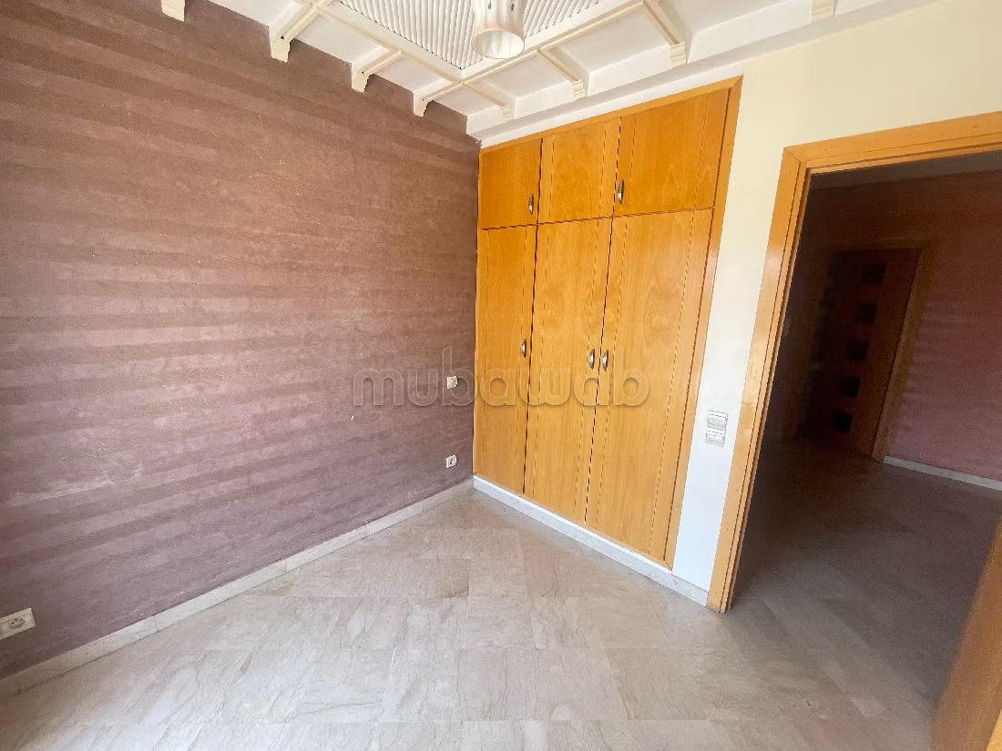 Appartamento da acquistare a Amsernate. 3 ampi locali. Grande terrazzo