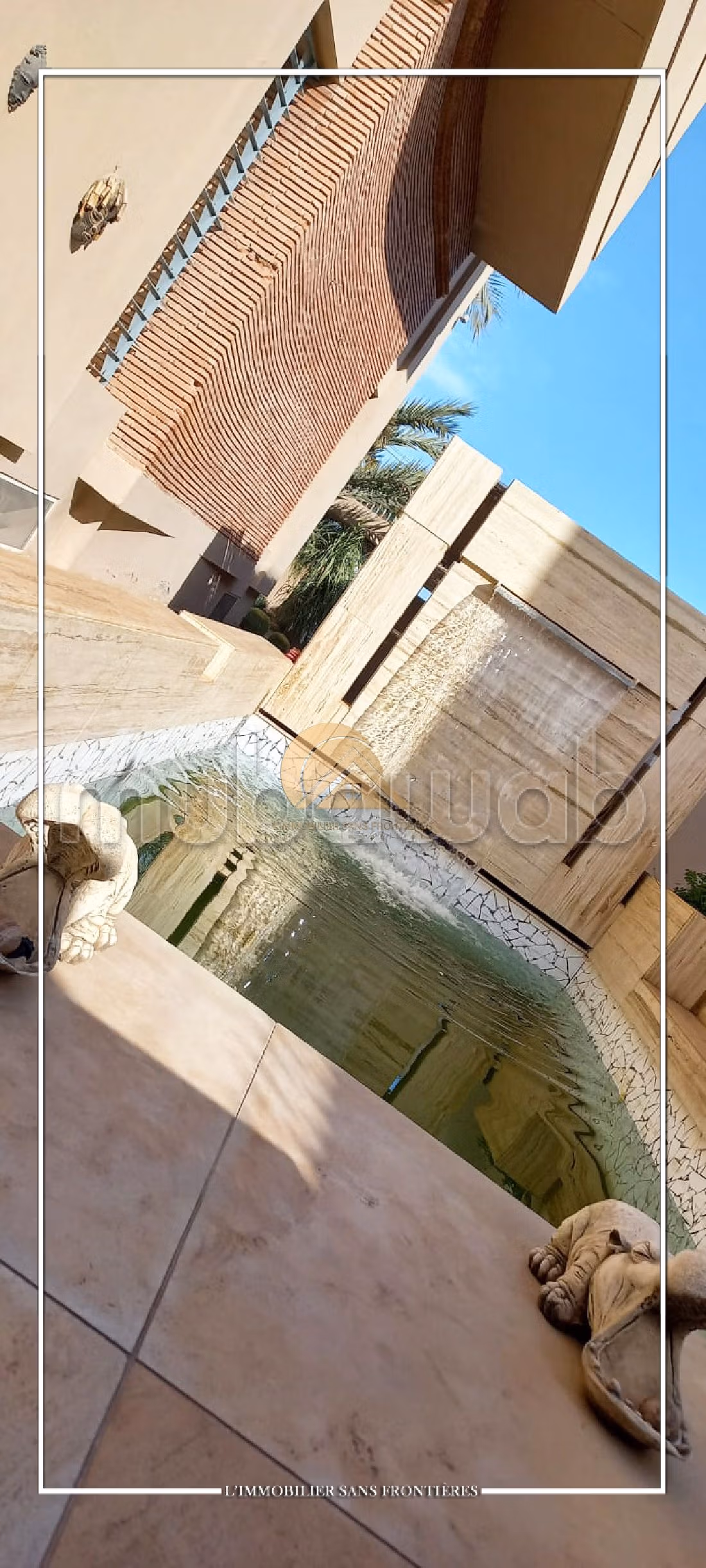 Villa vide à vendre 375m², piscine et jardin privés, Daoudiat