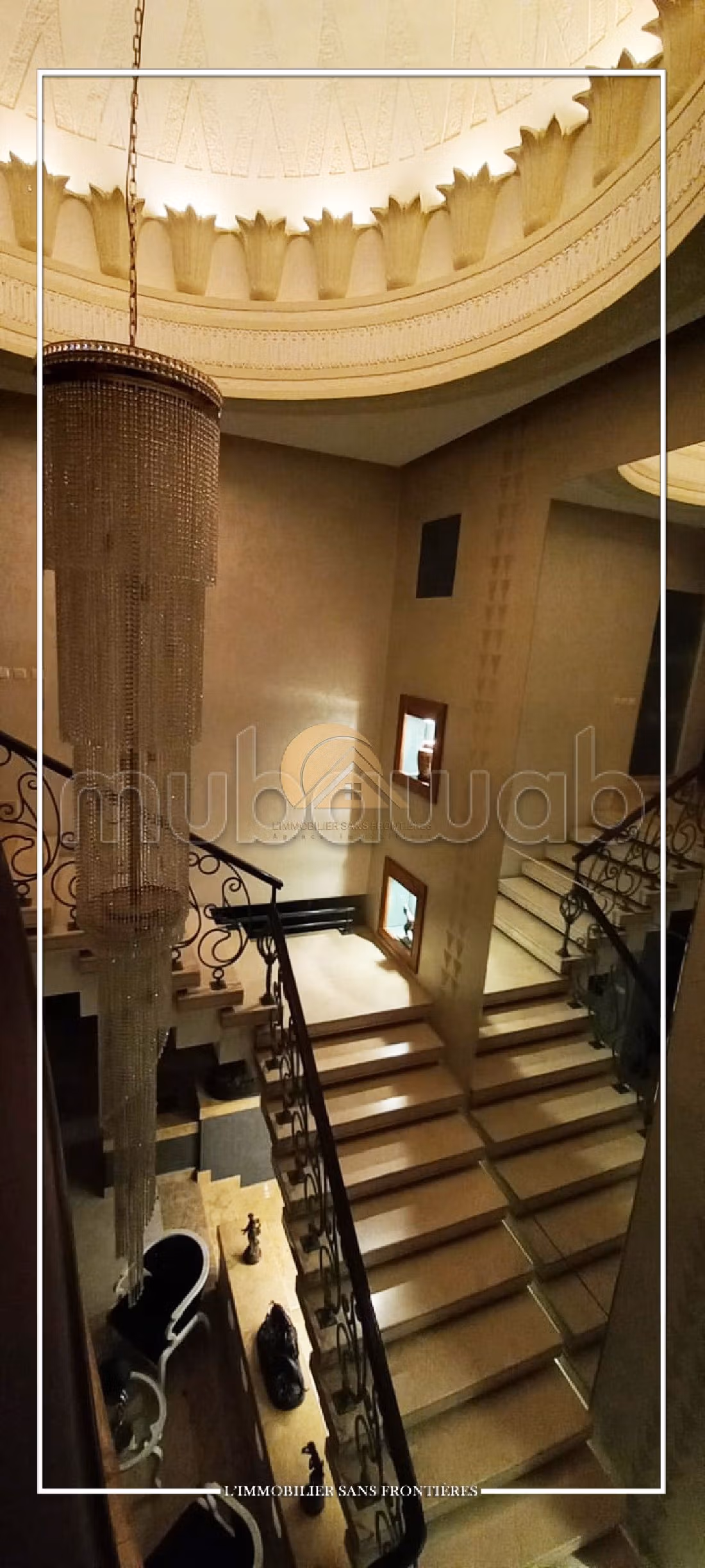Villa vide à vendre 375m², piscine et jardin privés, Daoudiat