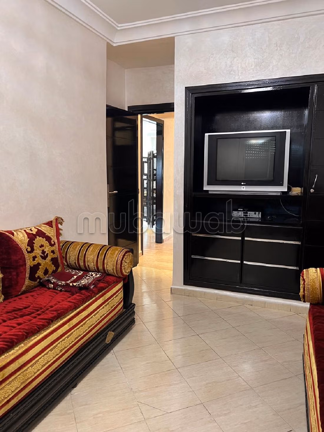 Vendita di uno splendido appartamento a Roches Noires. 2 camere da letto. ammobiliato. 